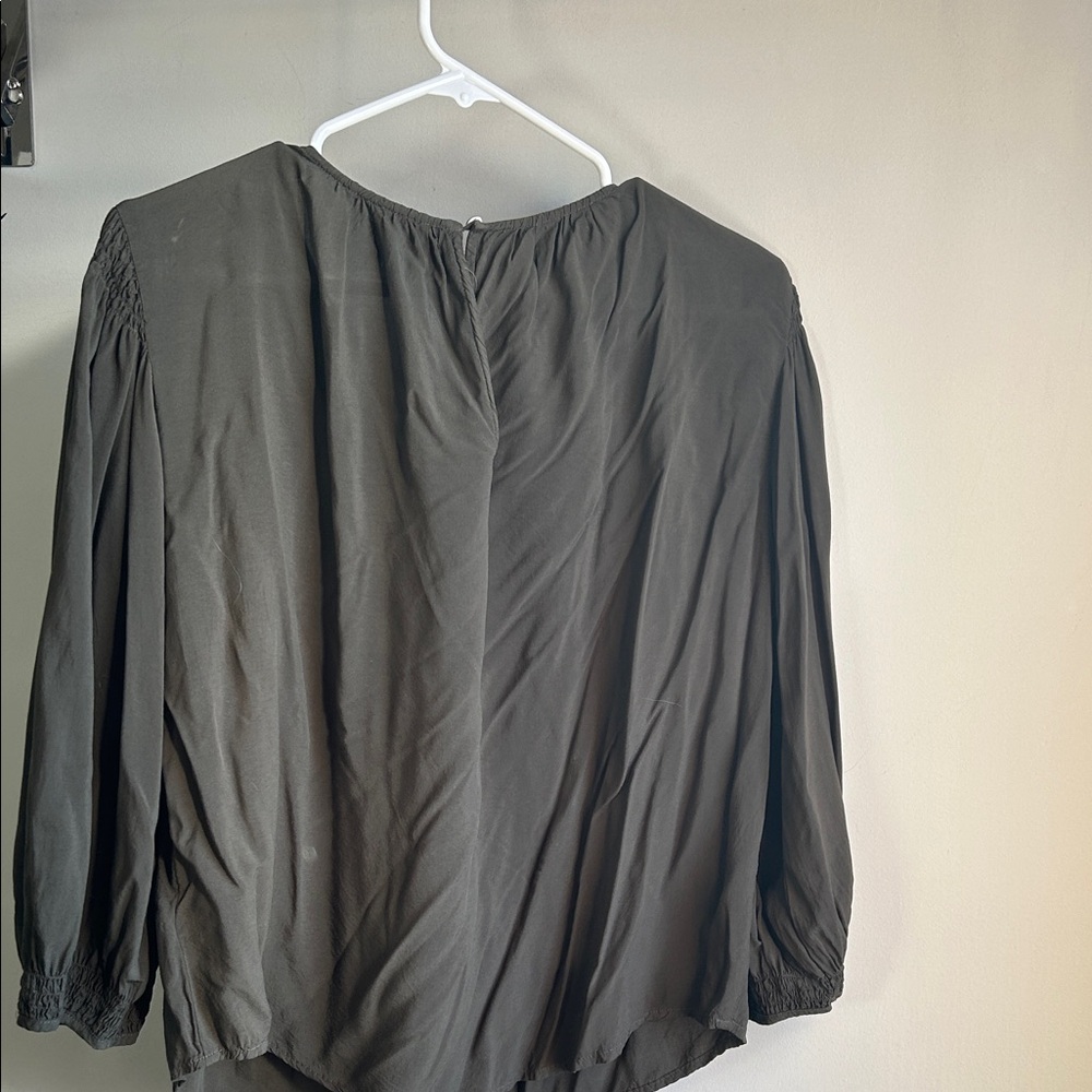 Evereve Olive Blouse